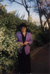 
Р. Белоусова